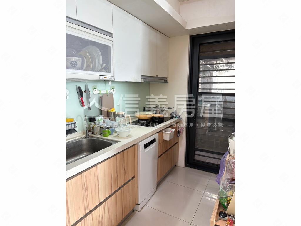 總太青境三房平面車位房屋室內格局與周邊環境