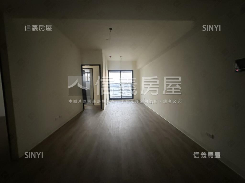 全新交屋艾美館兩房平車房屋室內格局與周邊環境