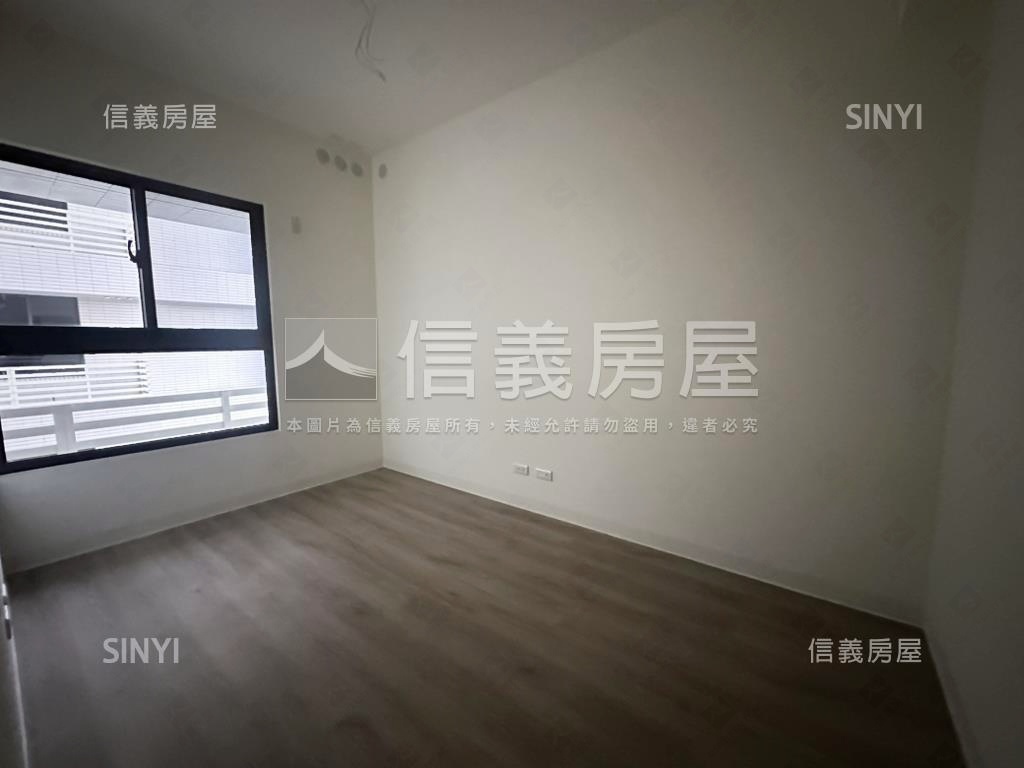 全新交屋艾美館兩房平車房屋室內格局與周邊環境