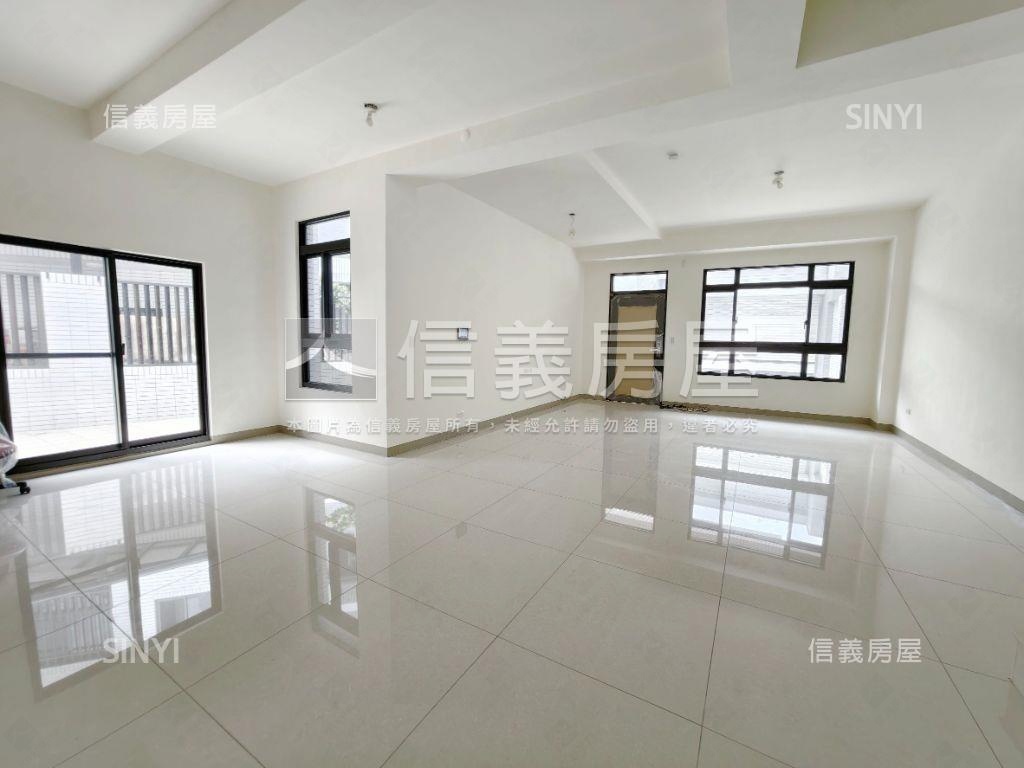 隆大鳳凰天畝Ⅲ庭院車墅房屋室內格局與周邊環境