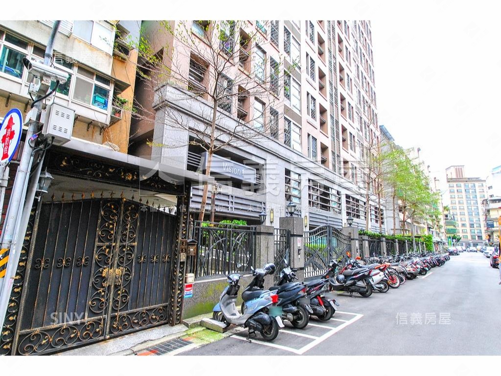 微風Ｖ１高樓美景邊間房屋室內格局與周邊環境