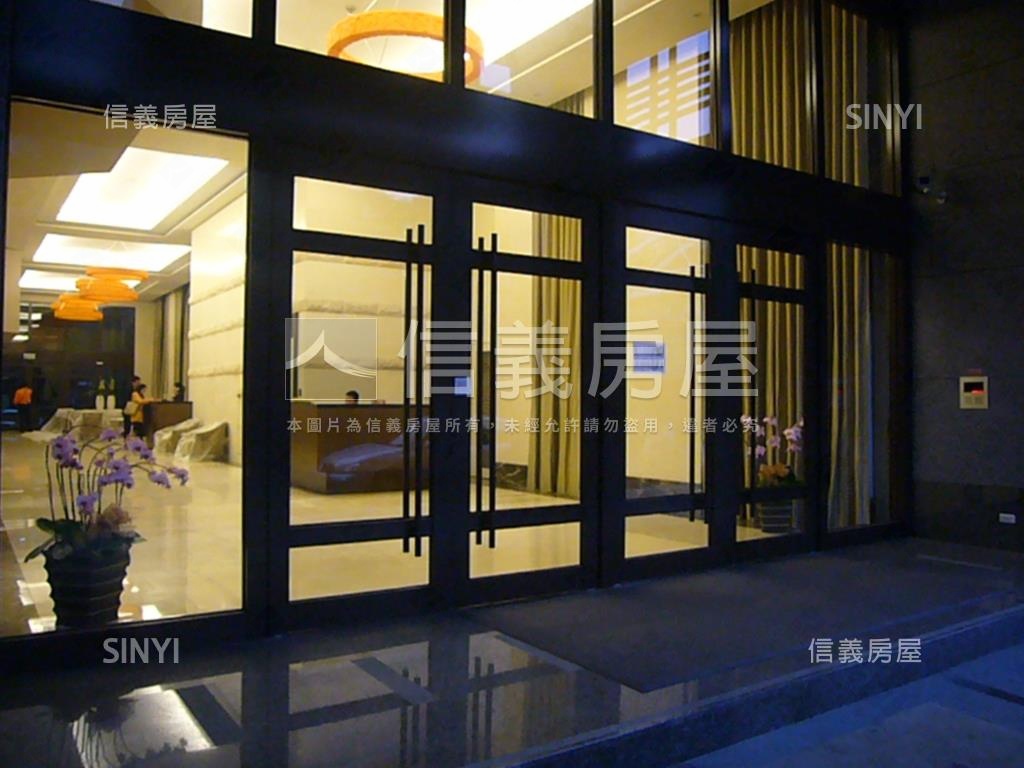 微風Ｖ１高樓美景邊間房屋室內格局與周邊環境