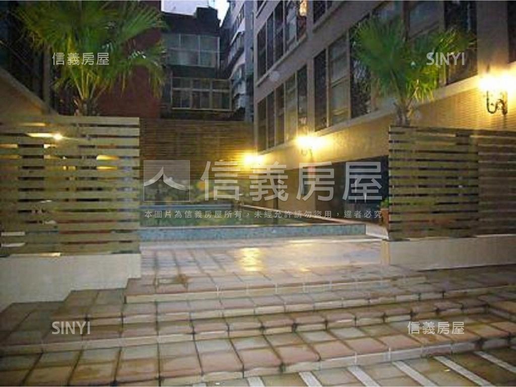 微風Ｖ１高樓美景邊間房屋室內格局與周邊環境