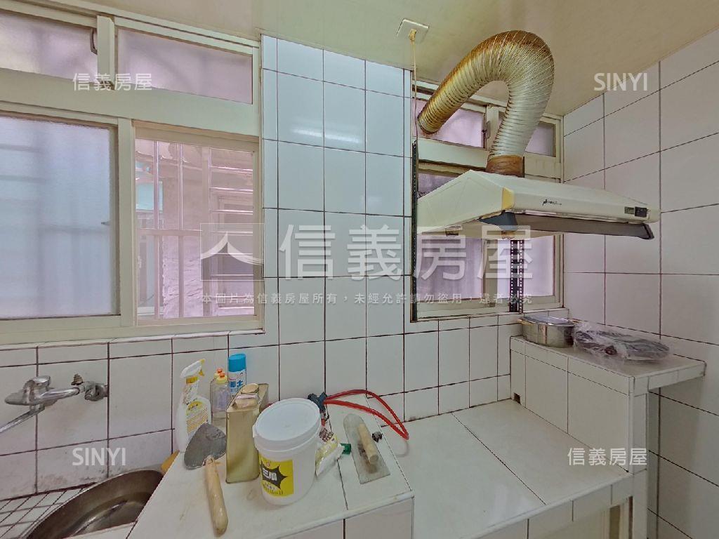 專任民本好屋房屋室內格局與周邊環境