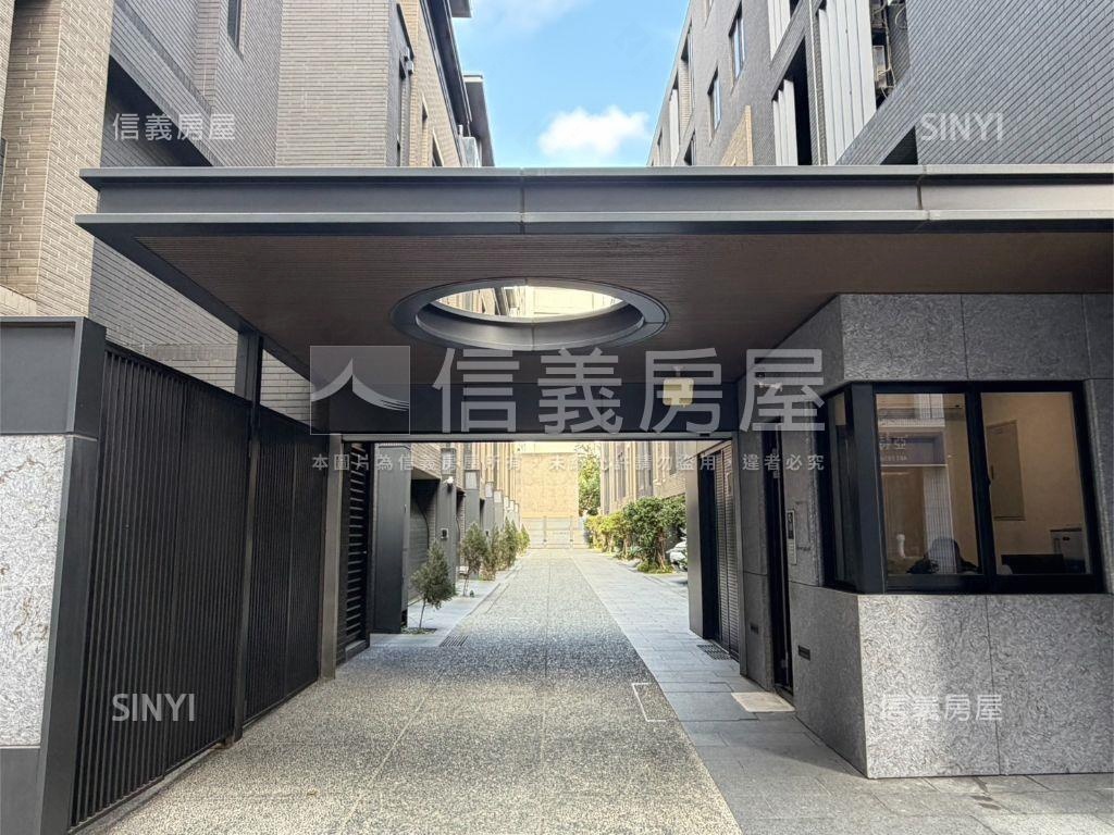 面公園衿雅邸電梯別墅房屋室內格局與周邊環境