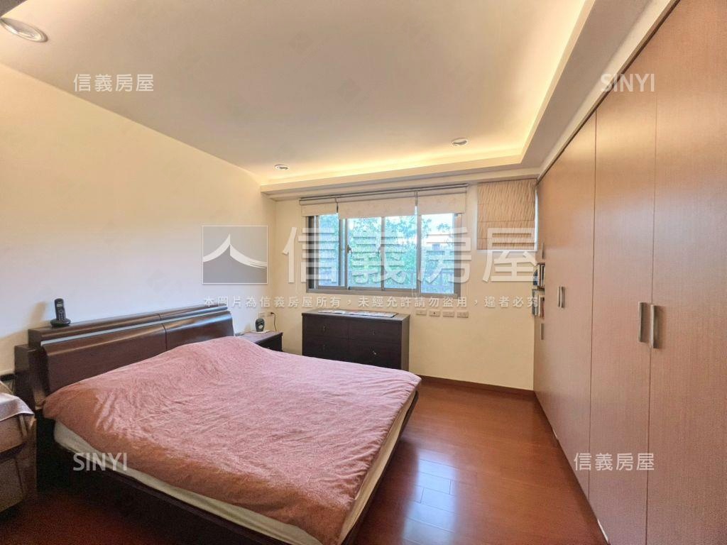 師大附中面公園四房帶車位房屋室內格局與周邊環境