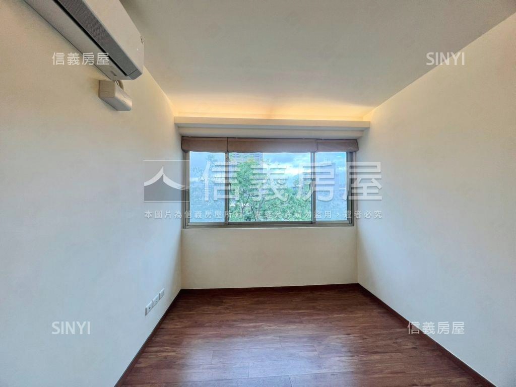 師大附中面公園四房帶車位房屋室內格局與周邊環境