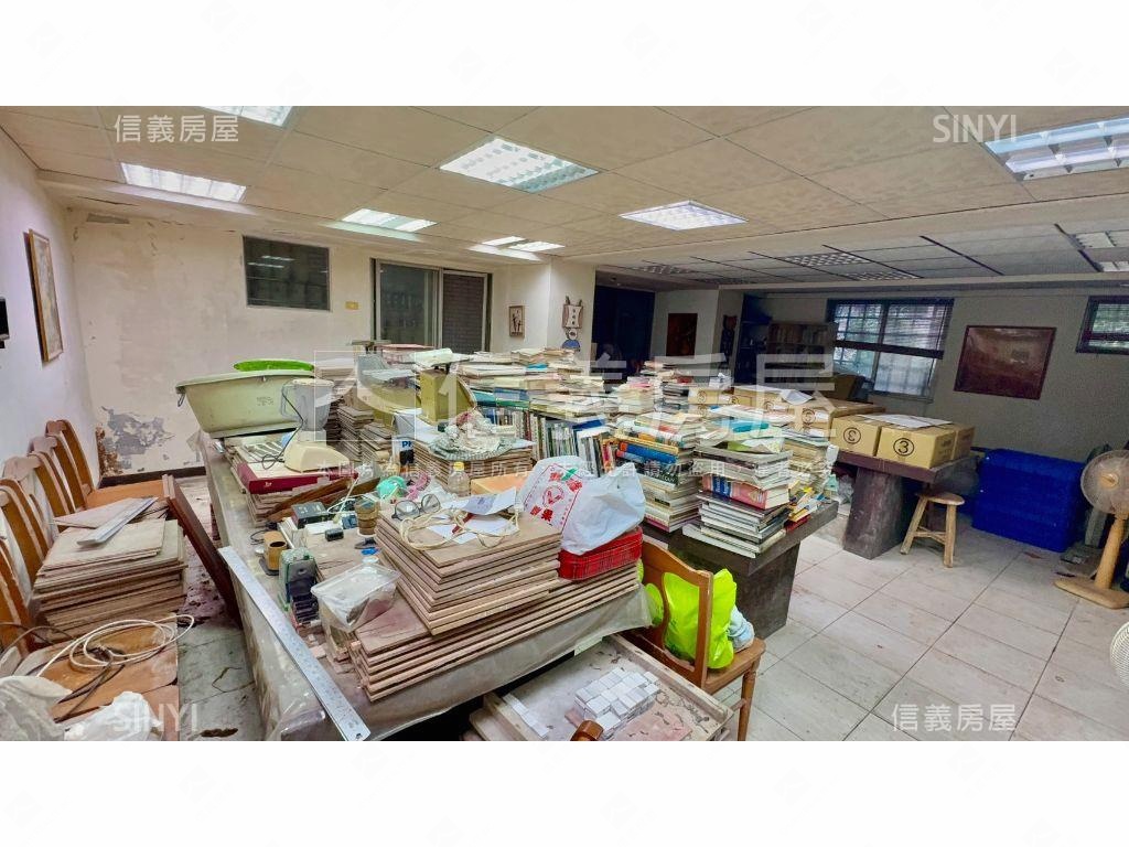 １４０高地好風景房屋室內格局與周邊環境