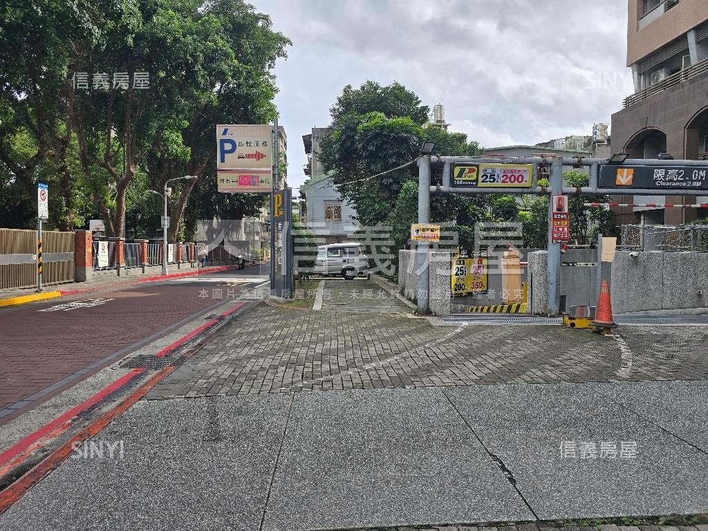 圓山捷運美寓房屋室內格局與周邊環境