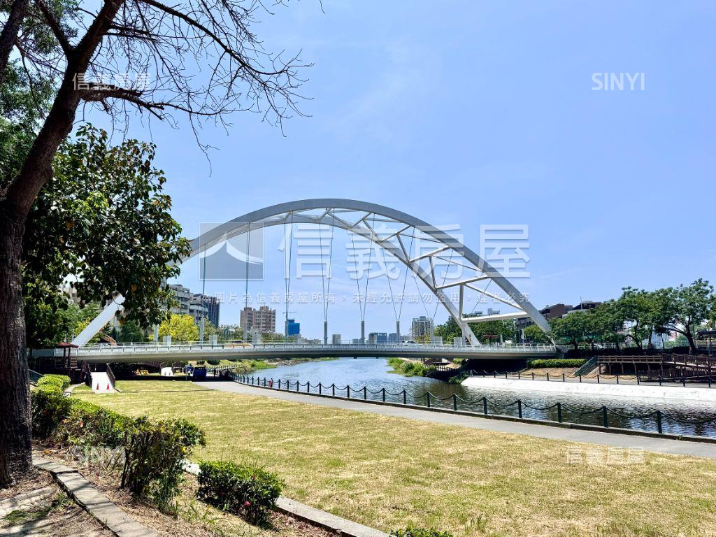 德賢商圈景觀四房平車房屋室內格局與周邊環境