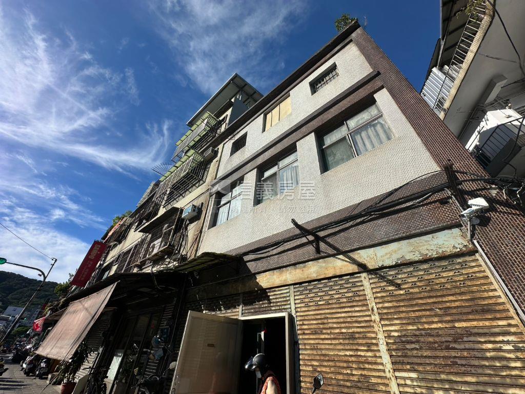 稀有樹林中正路土地房屋室內格局與周邊環境