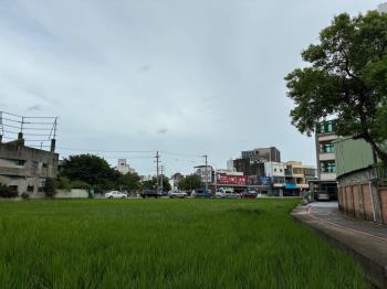 吉羊路活巷透天