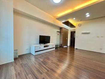 俗！稀有軍功商圈兩房車位