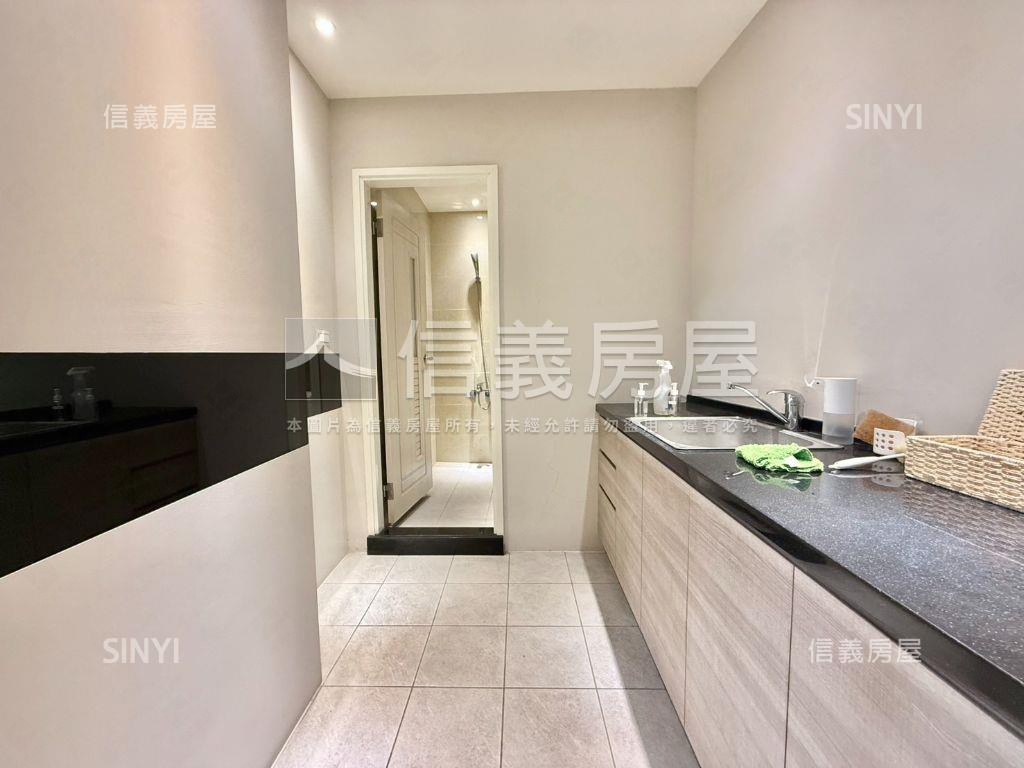 近美村路好停車美店面房屋室內格局與周邊環境