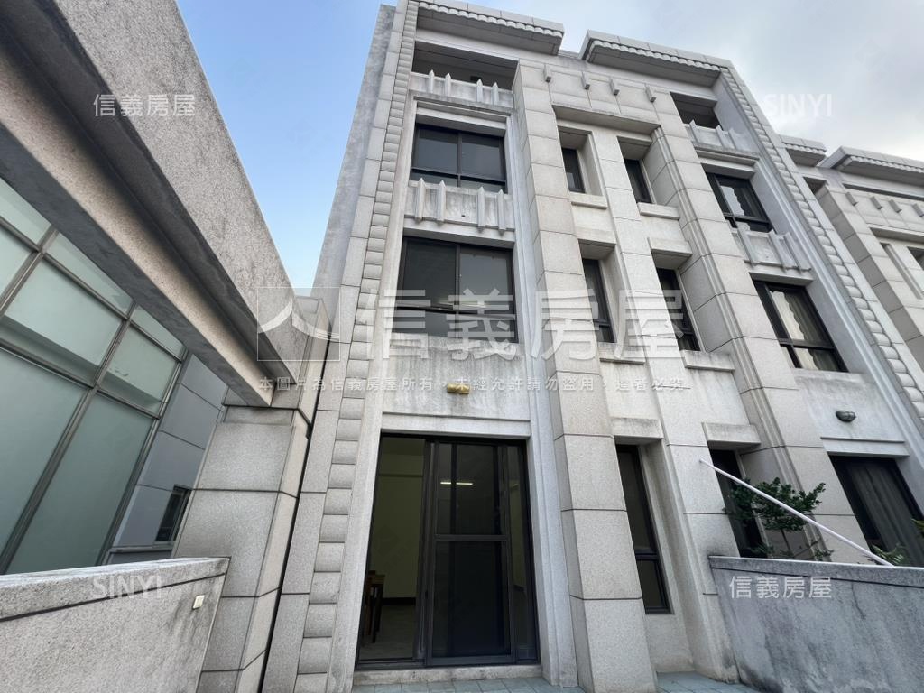 金馬路臨路店墅房屋室內格局與周邊環境