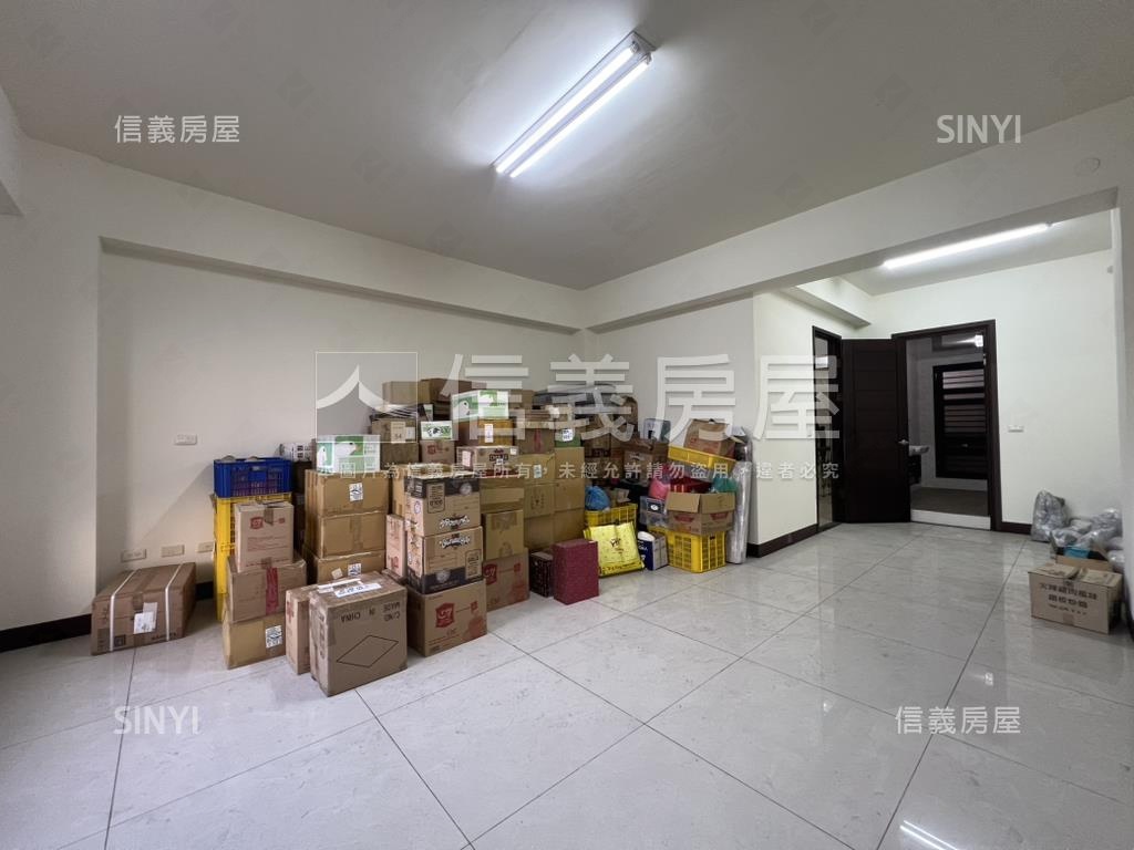 金馬路臨路店墅房屋室內格局與周邊環境