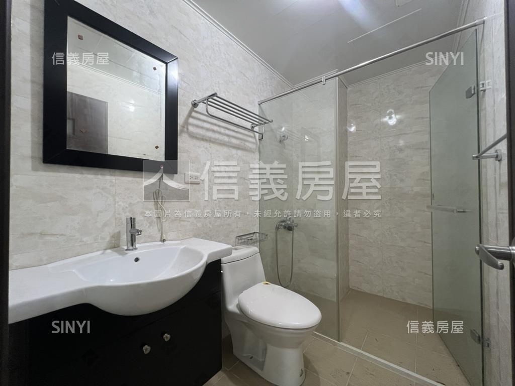 金馬路臨路店墅房屋室內格局與周邊環境