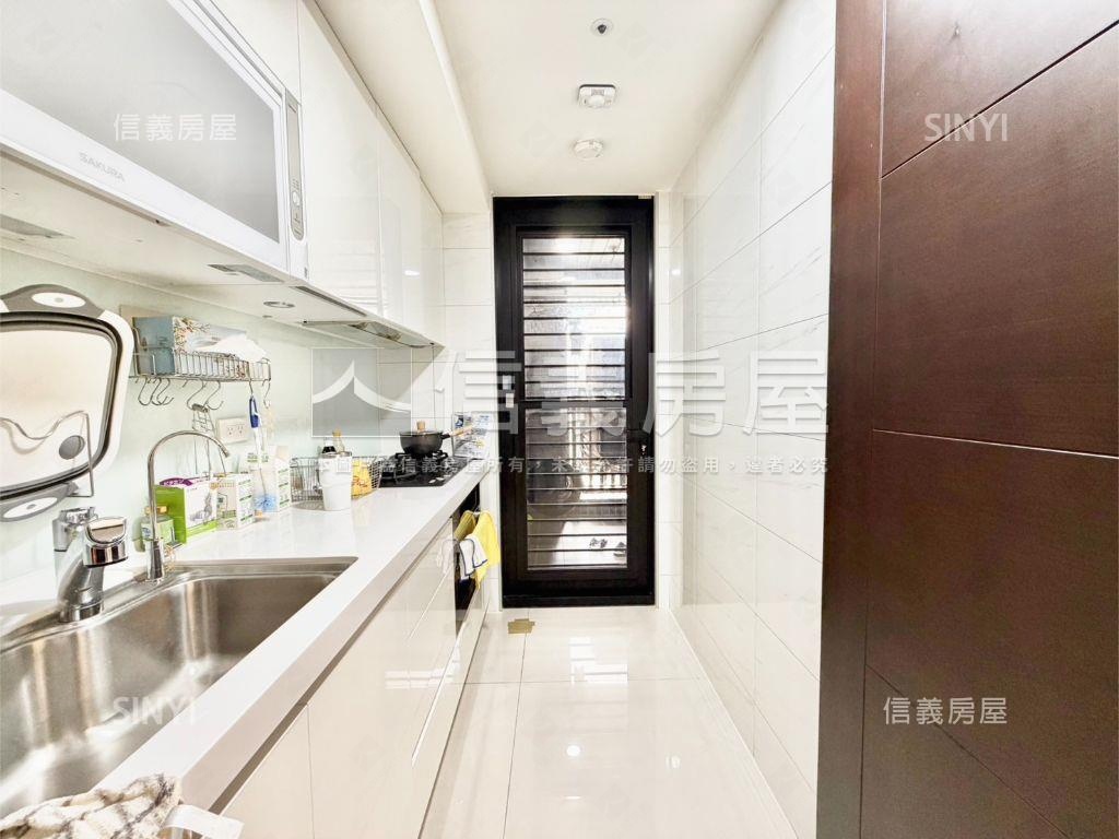 友座紳鄰高樓３房稀有釋出房屋室內格局與周邊環境