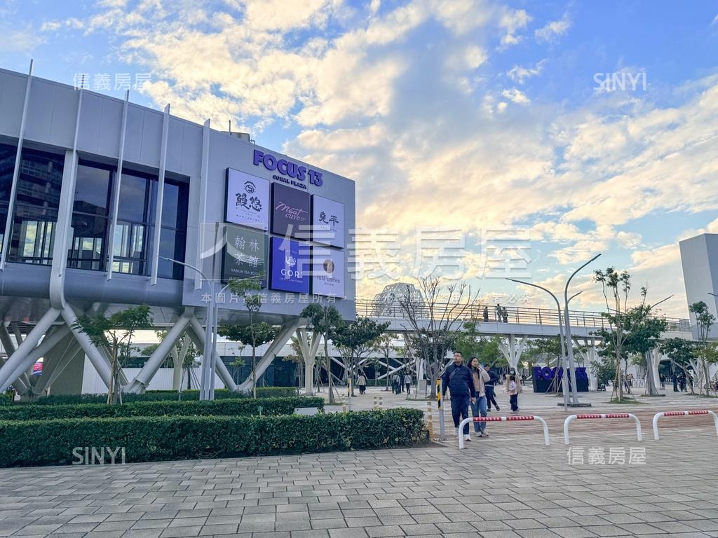 自強夜市旁活巷邊間透天房屋室內格局與周邊環境