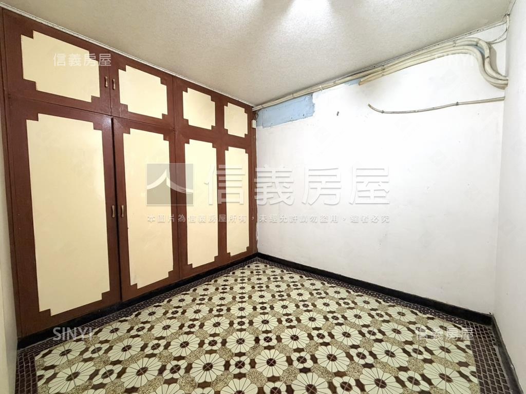 坐北朝南★大湳低總價透天房屋室內格局與周邊環境