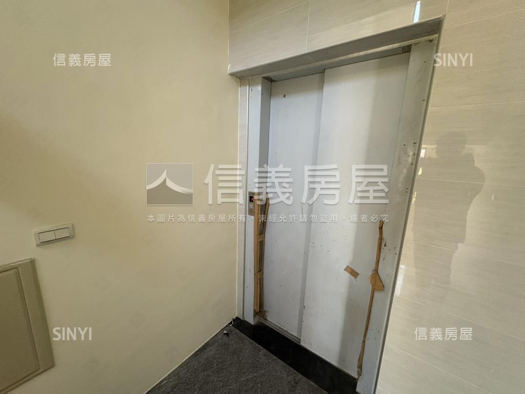 近大埔商圈河岸前排美墅房屋室內格局與周邊環境