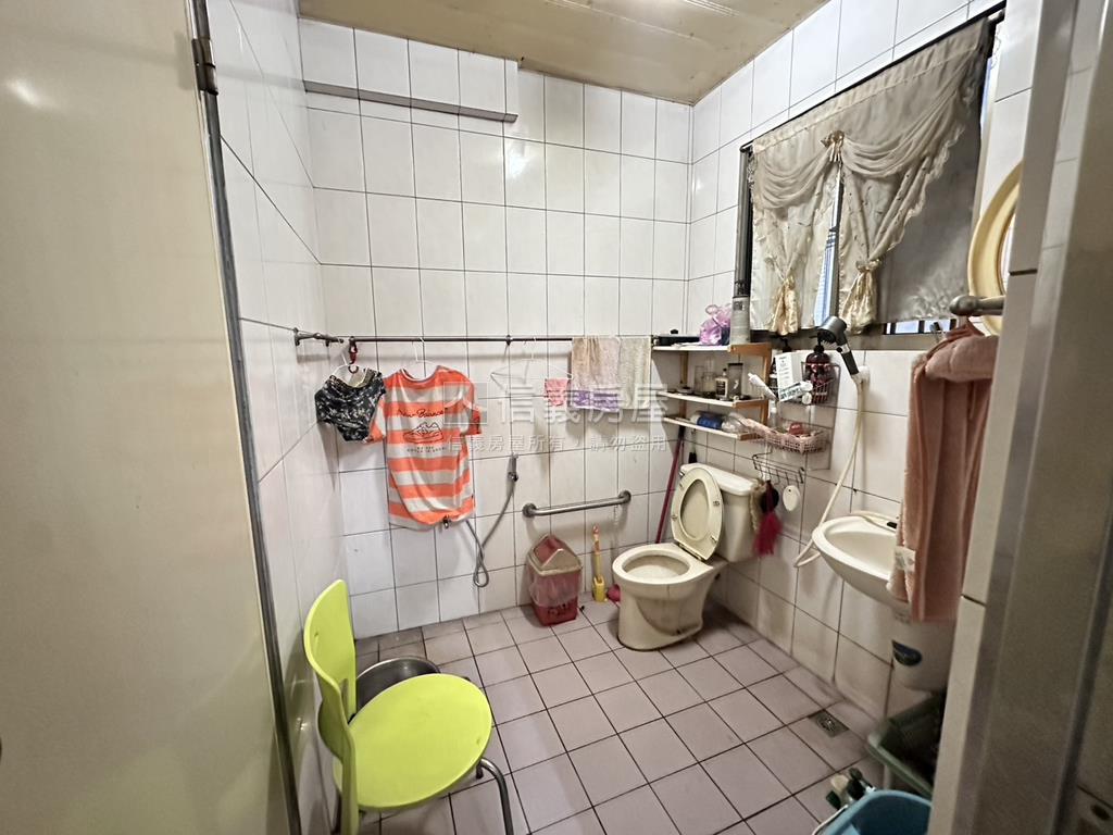 新生街二樓大空間房屋室內格局與周邊環境