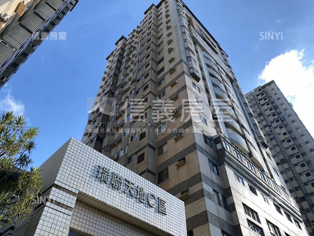 近榮總高樓層大坪數平車房屋室內格局與周邊環境