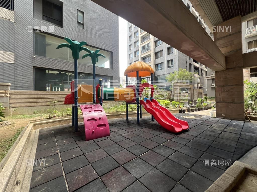 慕夏衛浴開窗套房平面車位房屋室內格局與周邊環境