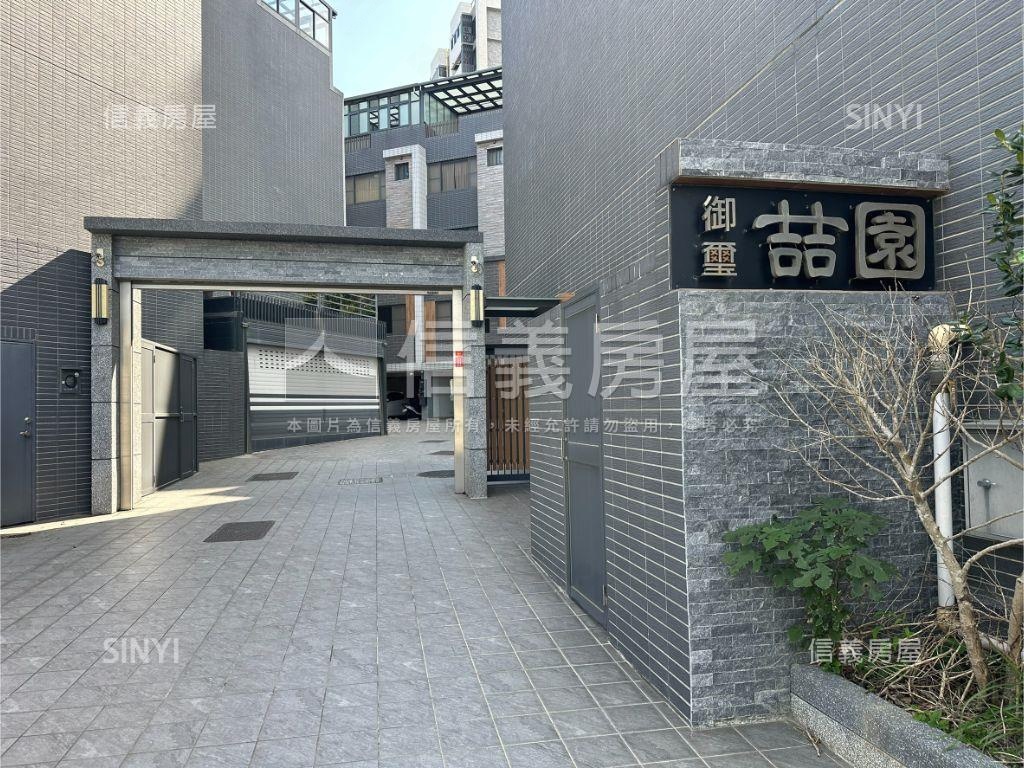 專任王爺壟獨棟庭園新透天房屋室內格局與周邊環境