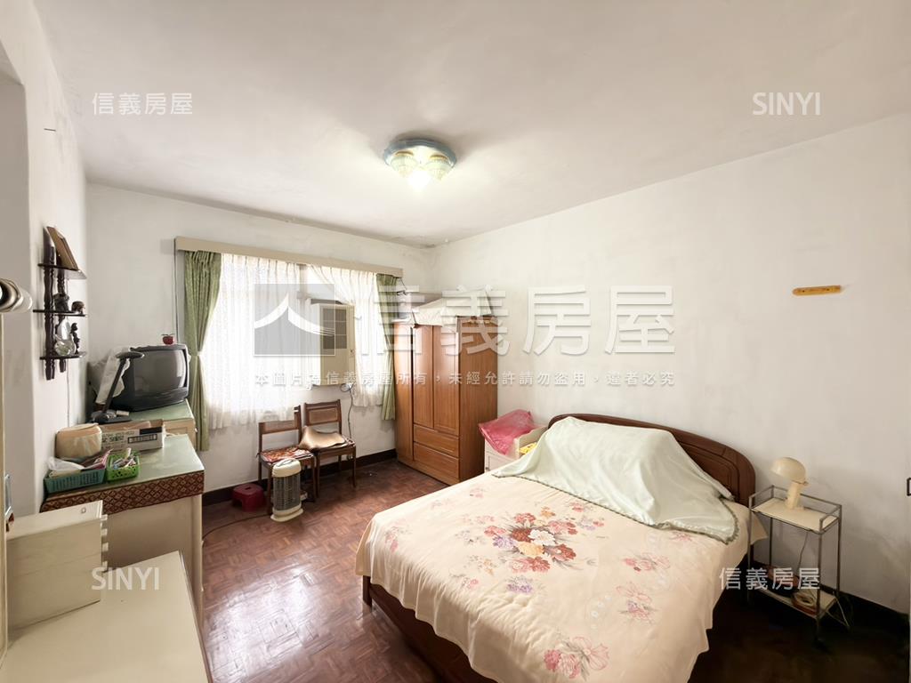 專任頂溪捷運獨戶四房房屋室內格局與周邊環境