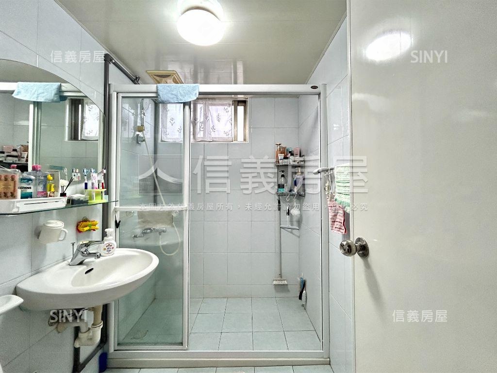 忠孝新生電梯朝南美四房房屋室內格局與周邊環境