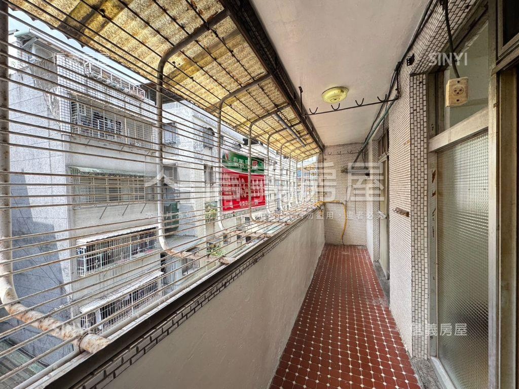 南勢角捷運‧低總美寓房屋室內格局與周邊環境