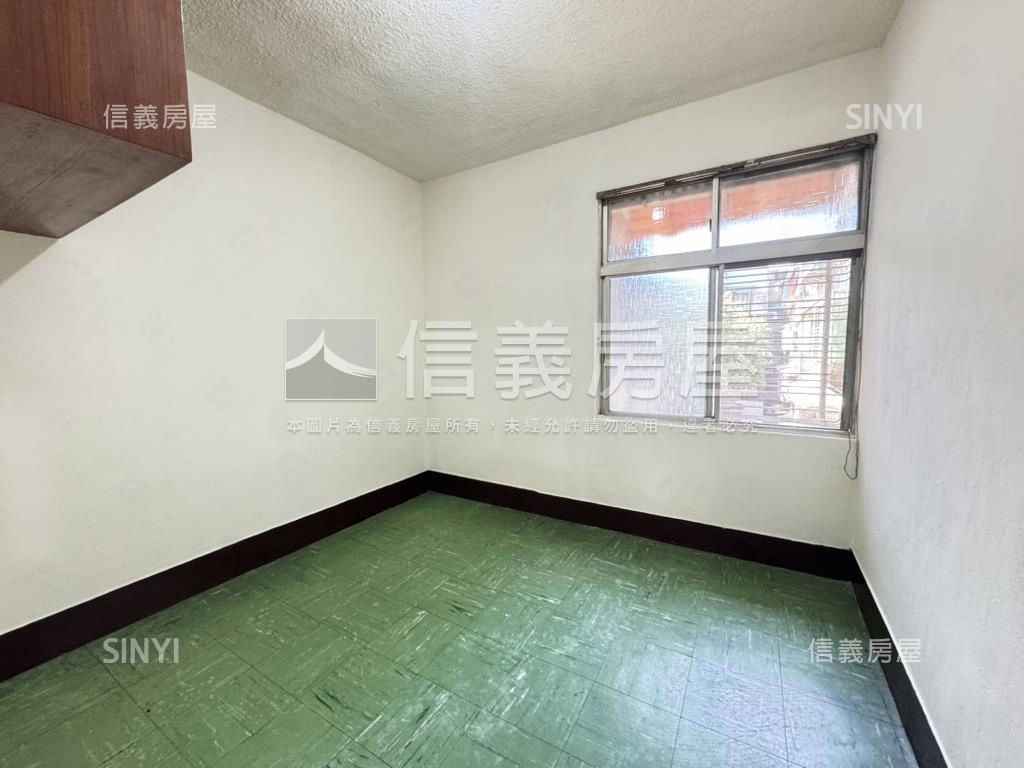 南勢角捷運‧低總美寓房屋室內格局與周邊環境