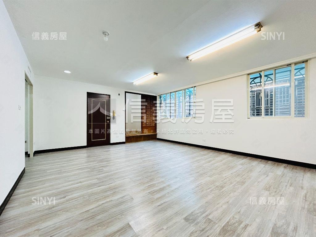 近捷運。方正美寓一層一戶房屋室內格局與周邊環境