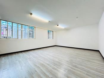 近捷運一層一戶方正美寓