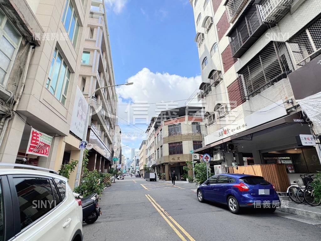 生日公園旁大面寬稀有金店房屋室內格局與周邊環境