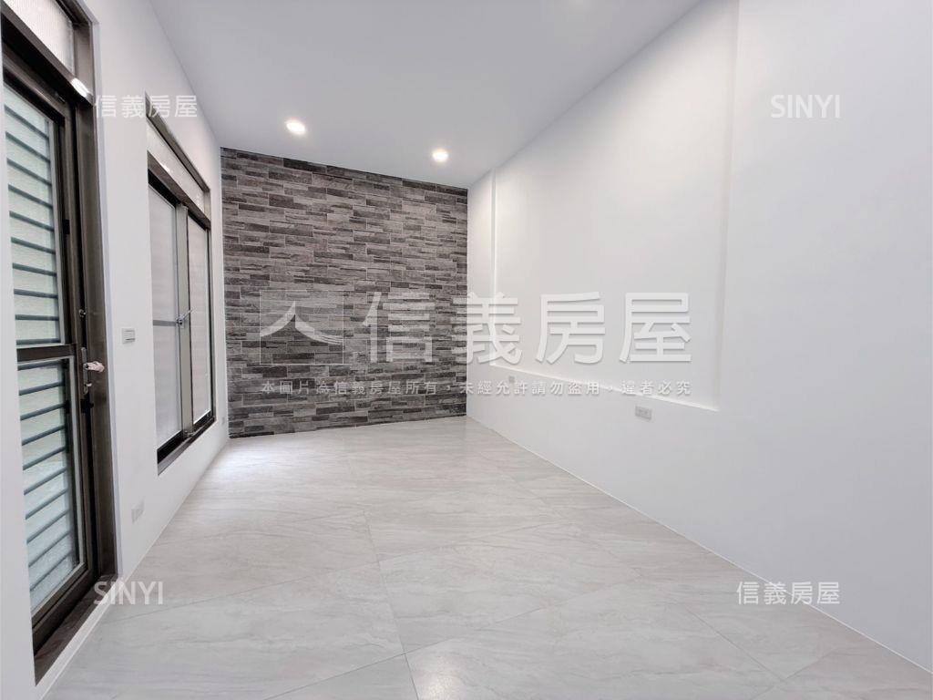 ☆全新裝潢精美別墅☆房屋室內格局與周邊環境