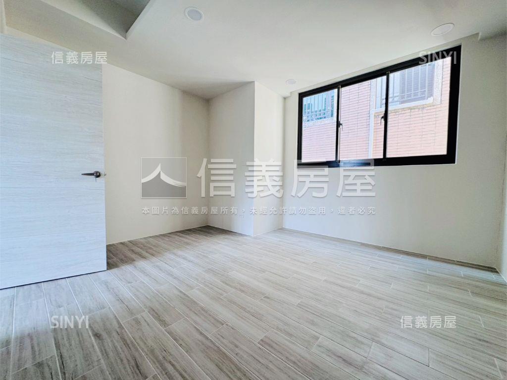 ☆全新裝潢精美別墅☆房屋室內格局與周邊環境
