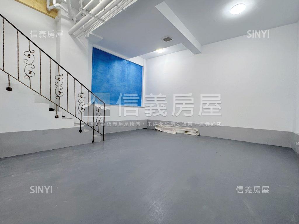 ☆全新裝潢精美別墅☆房屋室內格局與周邊環境