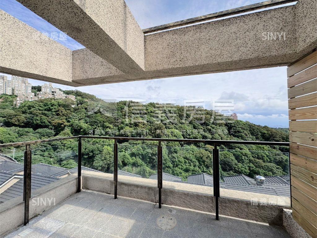 ☆全新裝潢精美別墅☆房屋室內格局與周邊環境
