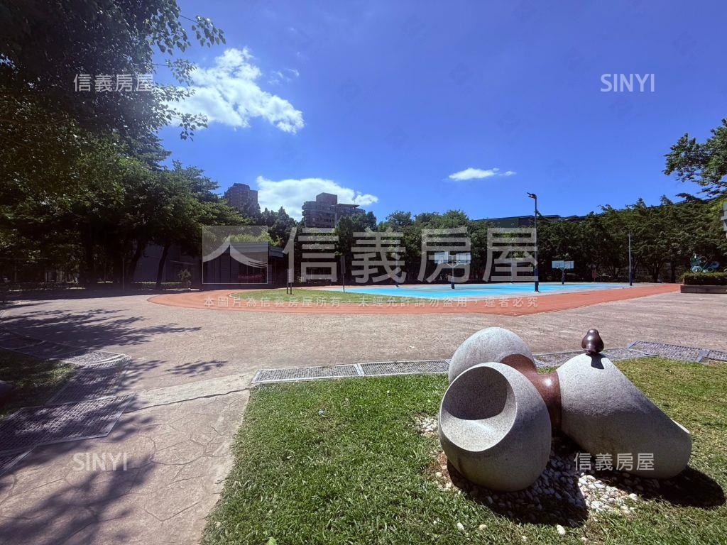 ★英倫公園★雙捷運遠景邸房屋室內格局與周邊環境