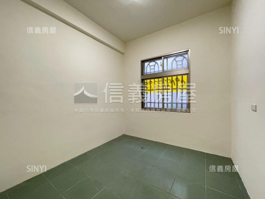 新埔文山路犂頭山段美透天房屋室內格局與周邊環境