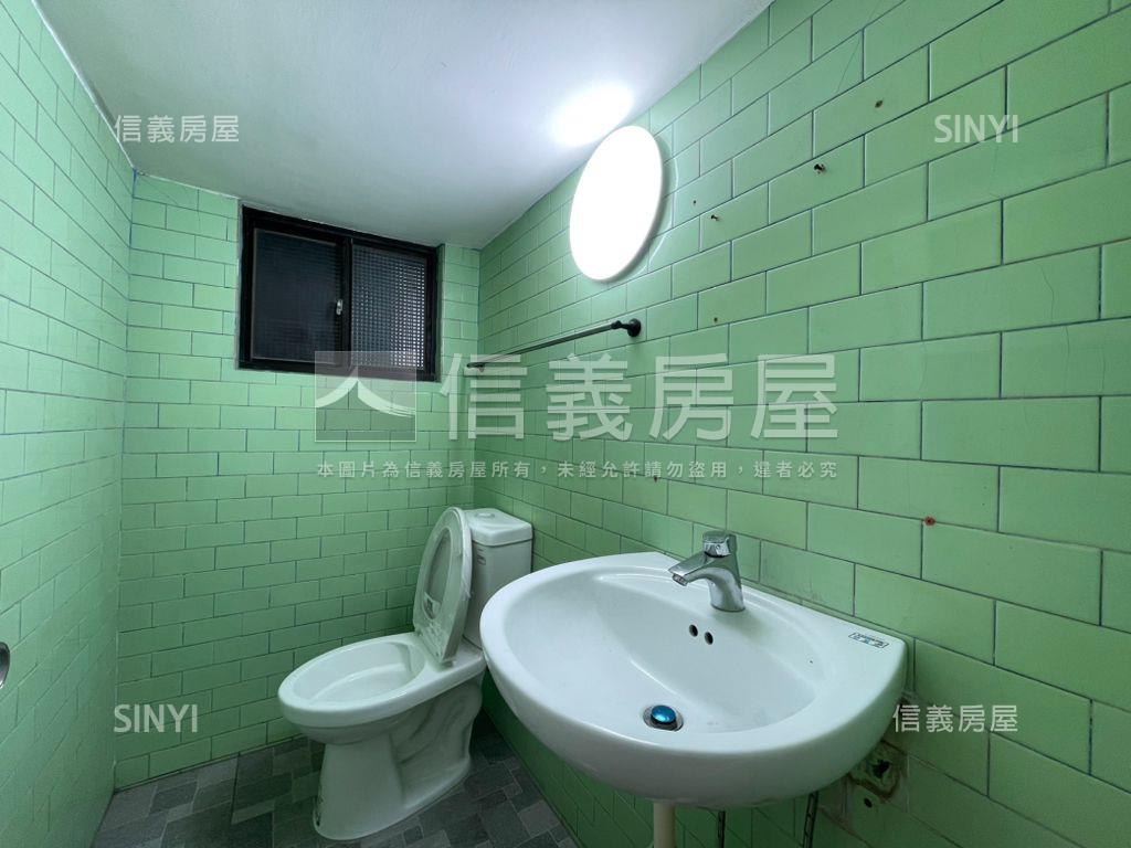 新埔文山路犂頭山段美透天房屋室內格局與周邊環境