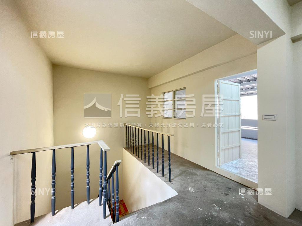 新埔文山路犂頭山段美透天房屋室內格局與周邊環境