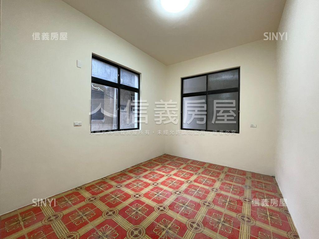 新埔文山路犂頭山段美透天房屋室內格局與周邊環境