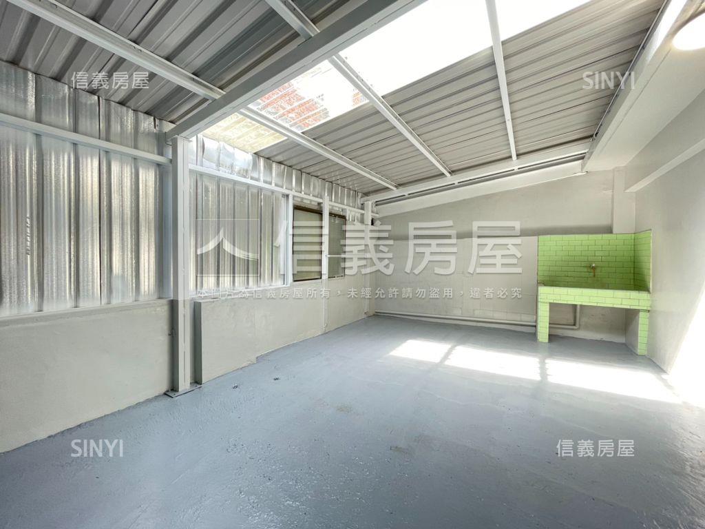 新埔文山路犂頭山段美透天房屋室內格局與周邊環境