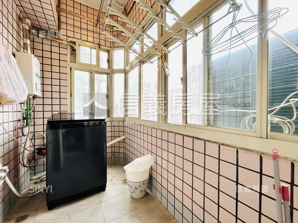 二期高樓景觀捷運美屋房屋室內格局與周邊環境