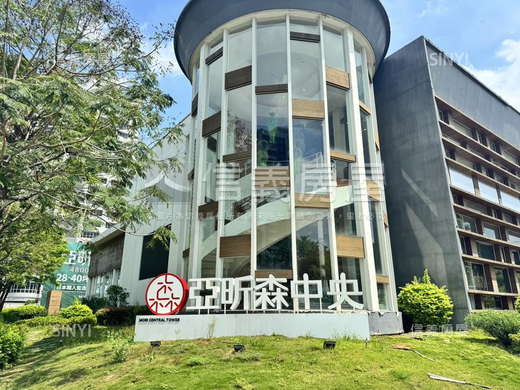 亞昕森中央４米五＋車位房屋室內格局與周邊環境