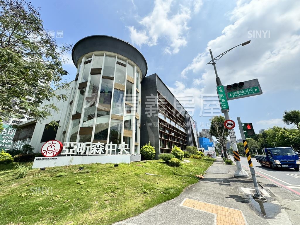 亞昕森中央４米五＋車位房屋室內格局與周邊環境
