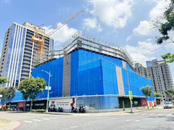 亞昕森中央４米五＋車位